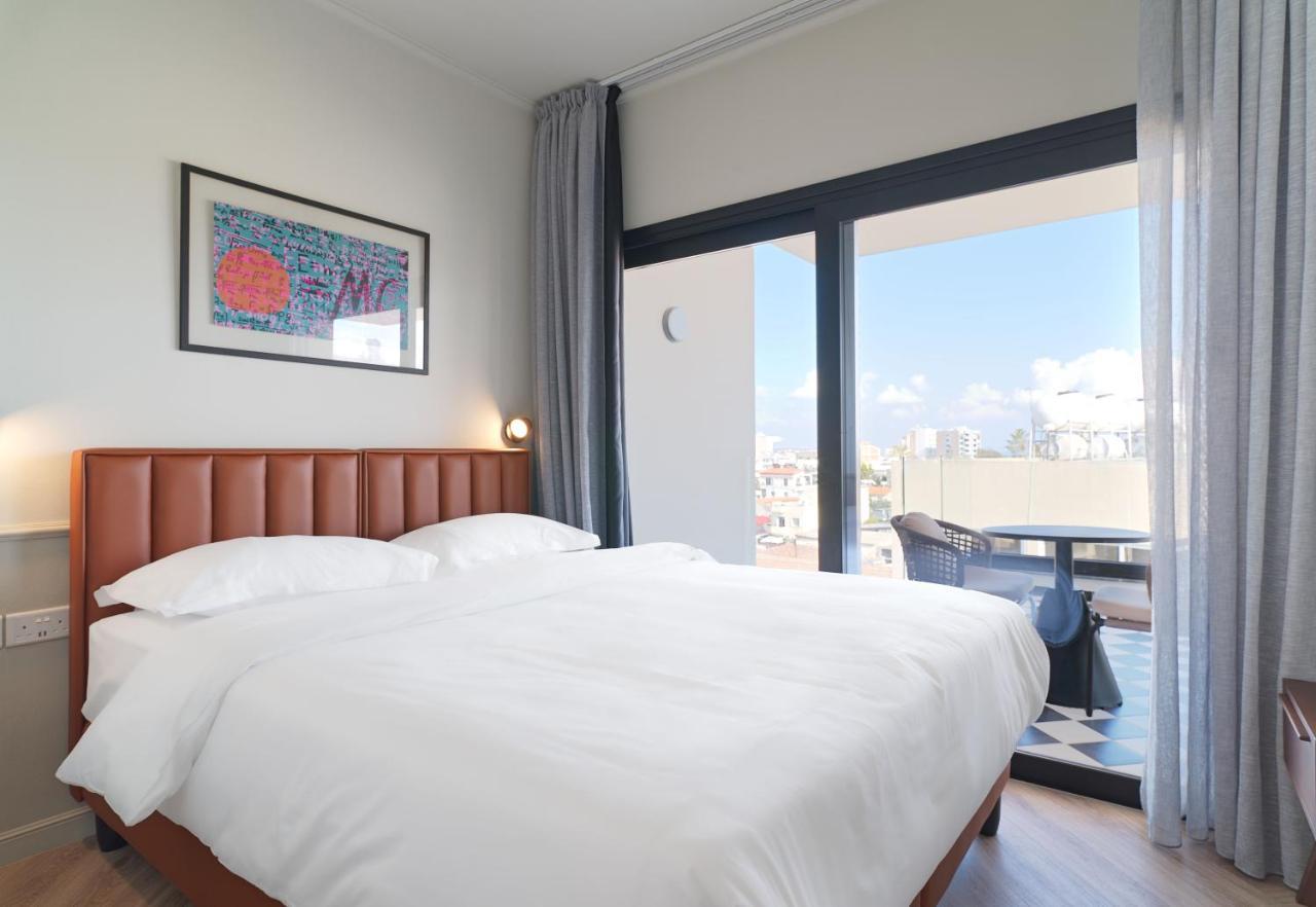 Liv The City Suites Adults Only Larnaca Eksteriør billede