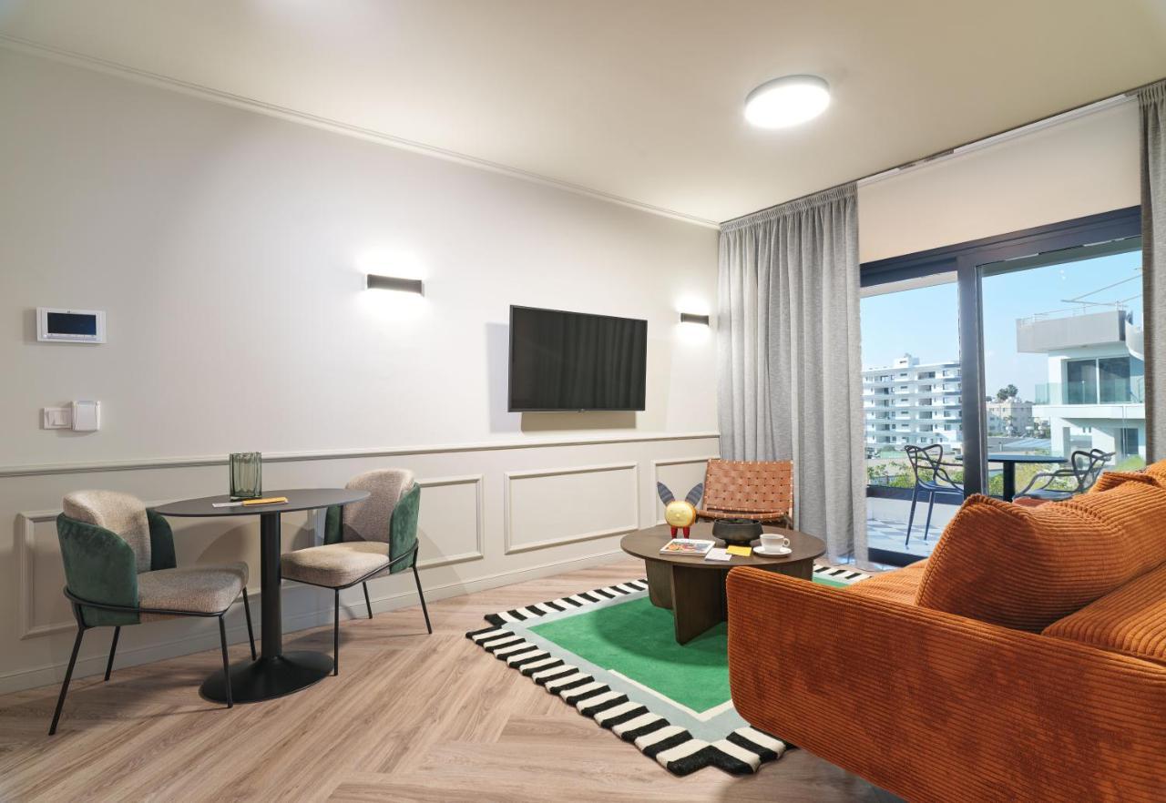 Liv The City Suites Adults Only Larnaca Eksteriør billede